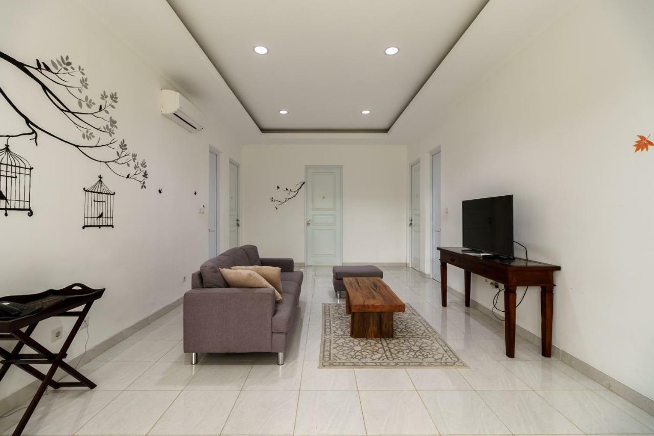 Reddoorz Plus Near Exit Toll Puncak 2 Bogor Extérieur photo