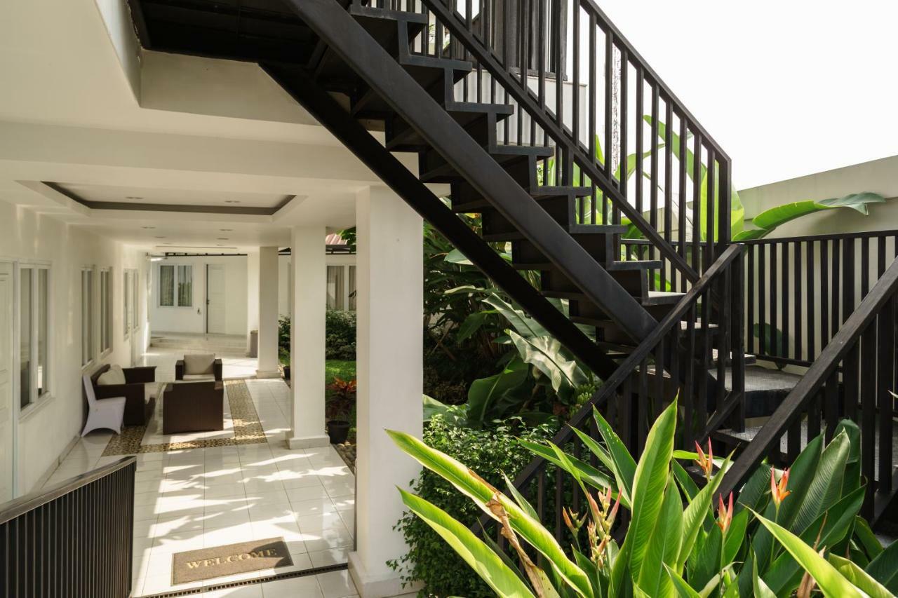 Reddoorz Plus Near Exit Toll Puncak 2 Bogor Extérieur photo